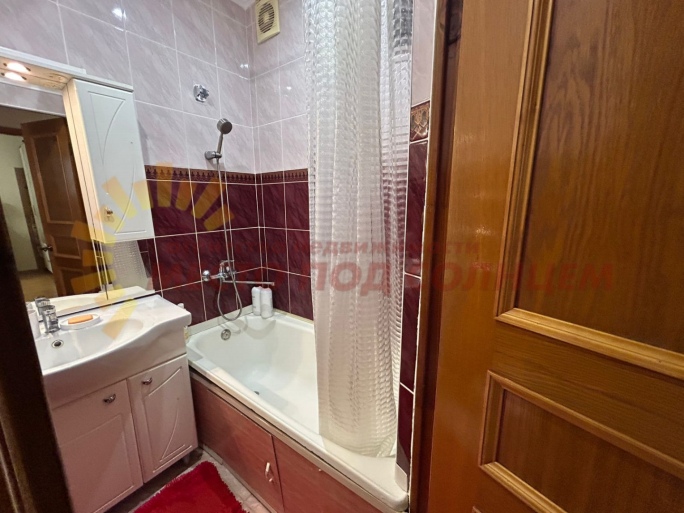 0d803e4ffe5ce855889164dbee53f8c03e82c07d3b75573677dee318e503bffa