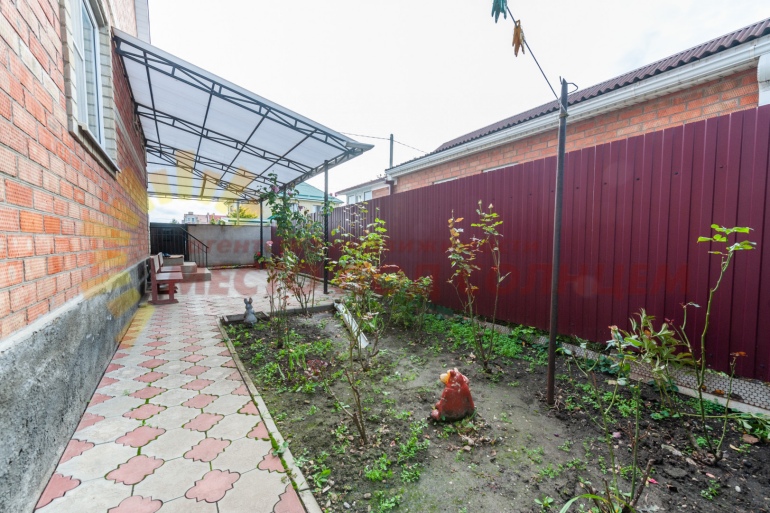 8b12bc62445907782d75efd42f7778b49a4a0c785d5ddf0a20bb35367bd1bbb5