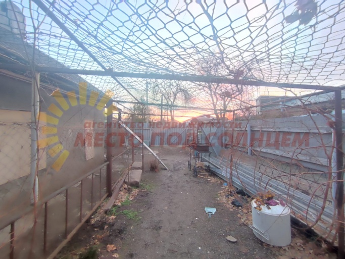 946be1b84437c02999a8dec1d64ee7b33a8bd900a9f45e7b1914f5192572e2bb