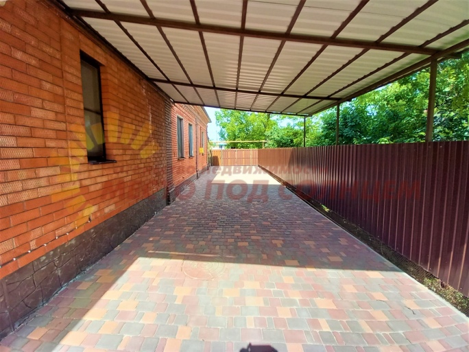 d5b60b4e97421a0834620de079c6309f2e758d960561f945c81cbd88b5688403