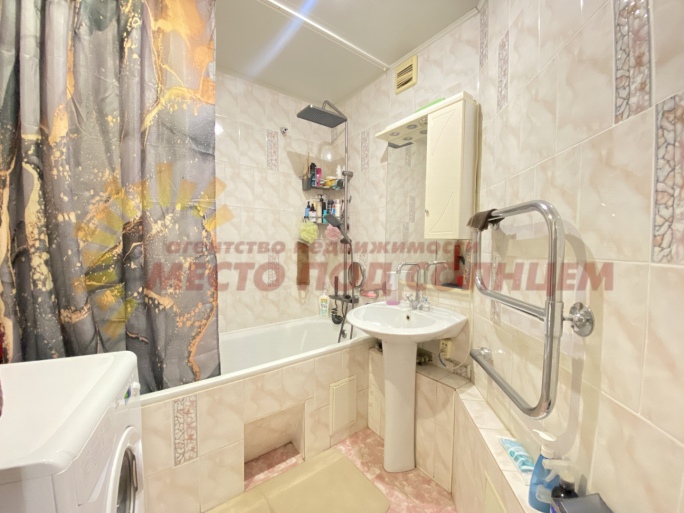 f5289d8fbce3f8679e62777ff96f557c44fb8fae8149bf5747402dc27d6456e0