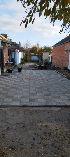 ee8f203a32e335cf5a2080402ad6871363b3b054f097de7c6682211a8784ae65