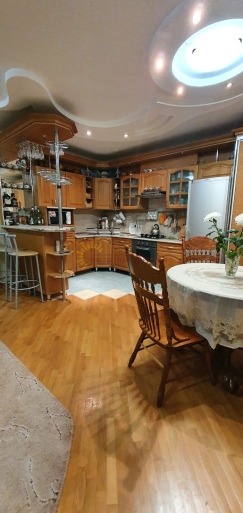 f26e18367d5a0fc567dfbb454585085632833c27d538914a50536c4bb64a33d2