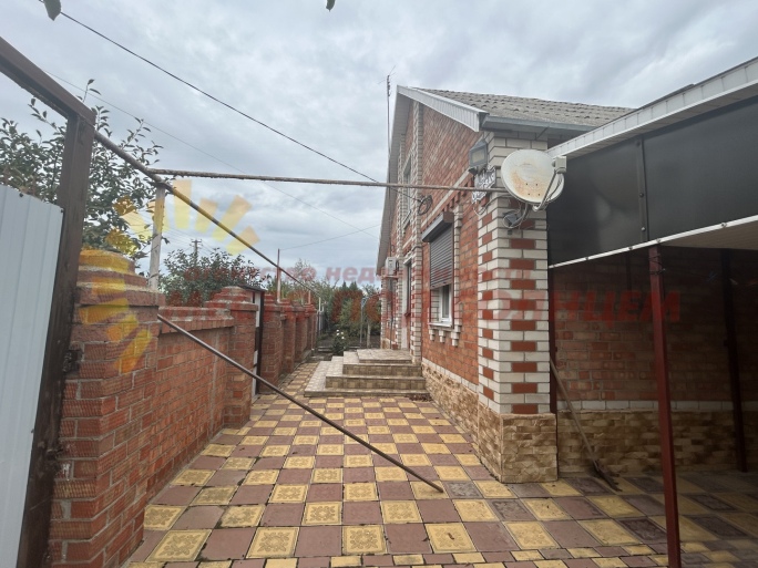 f29a8543db75f2b304b028a0b2d0195053e715c2dbd8b3644ea6c2f77e879393