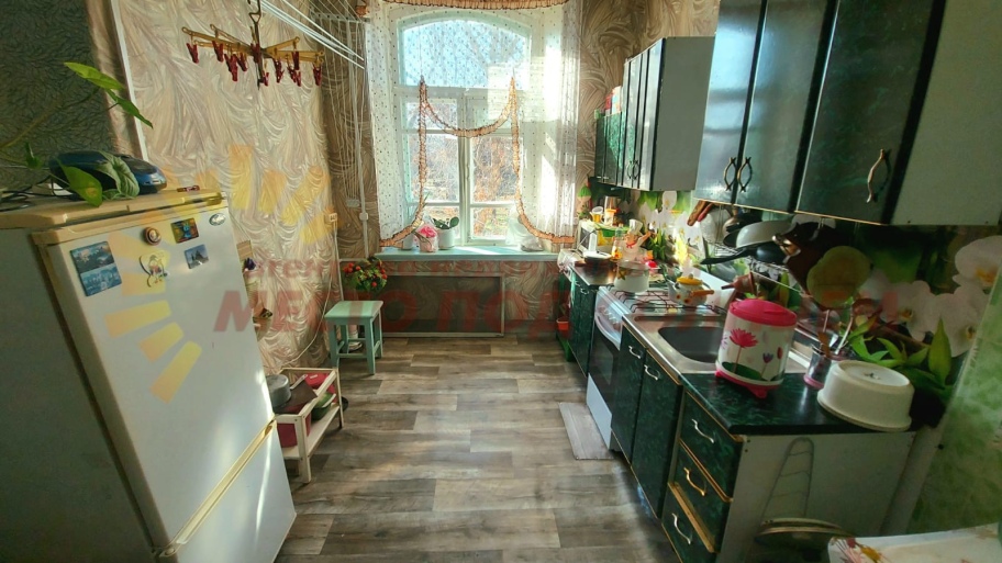 b93d15192f864a9fa61224e2ff7647b4cfe2429cee4335f1234c3af9268460b3