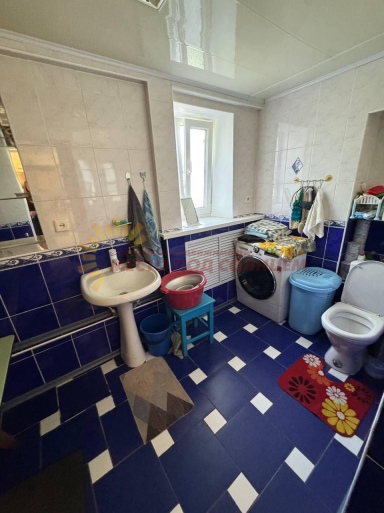 cedc5bf19e95a0fbd383253dcb5bc59d59447bfdd62cae049b72a5a556b183d0