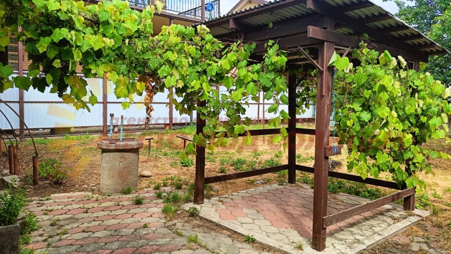 5b5619cd6fafee2da3bd1830ff19263b793c2038cb0c571ba3a73e9f7e06e1a3