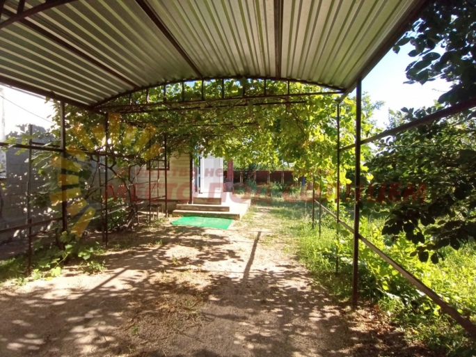 be78bd90265b5cb99bd167a9484a94b7d884d75ee9117c5f7ff91f830ef23037