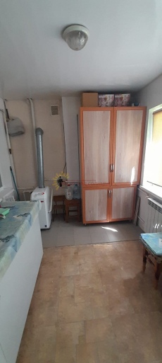 c10d783d4dc24bbed44b91e5435eed84d1b1828adad7b59a3de5ae35618d37ba