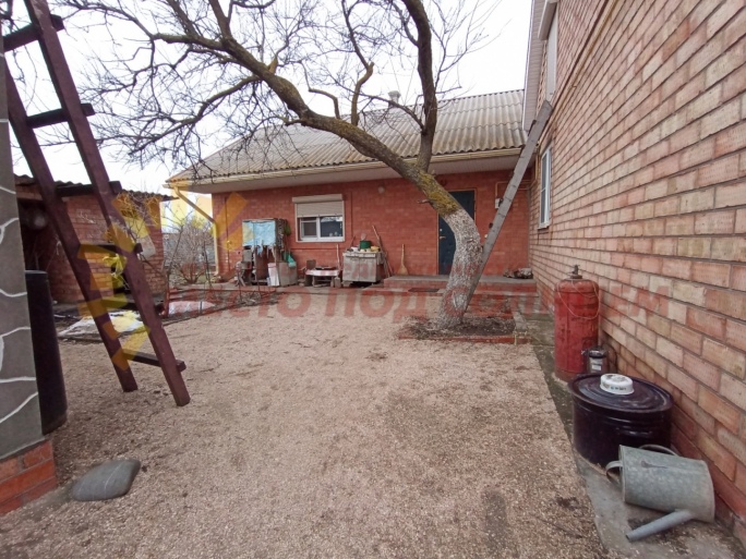 8639a761564f77ebe4d28ca754e9d96634ed193468adb151470f4d2f9df7dbbc