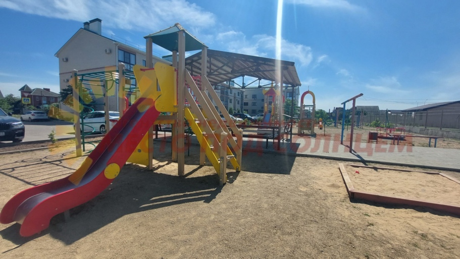 de160b38cc34de46669043468634d21c633457b04a3bf0f76063578f6ecc1e0e