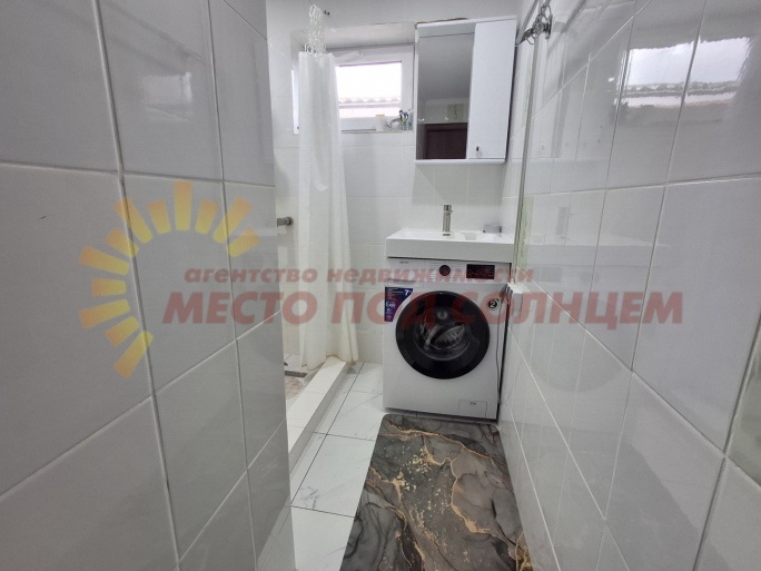 53f1fda5422b5f68de6c09b09d8a538d1624f8a80f0b024c1ed80edb1ecc7c06