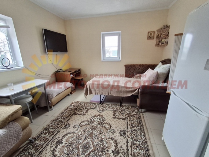 f8d277c37b4990dde2de56cabacaa9bf17bec715b77093cd076c1e75d41a4842