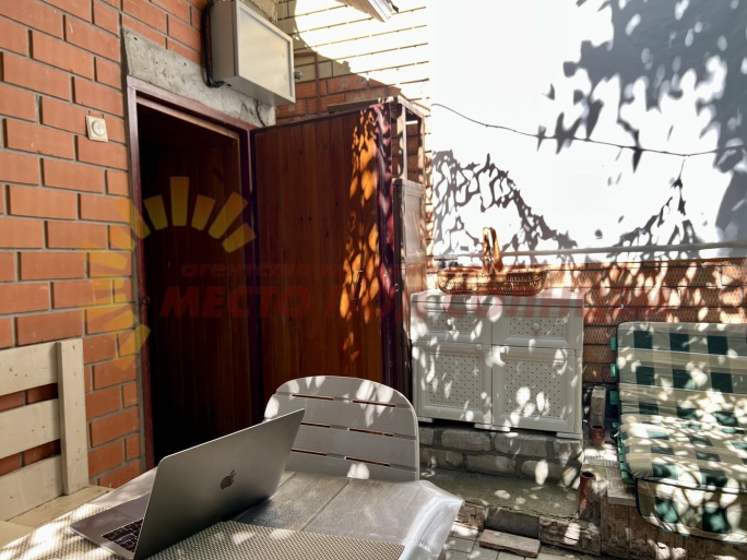 b9c8eb25d9e30a6caeb02901aed7a38108c29ad3a4d8bf5f460f9d5c59276a72