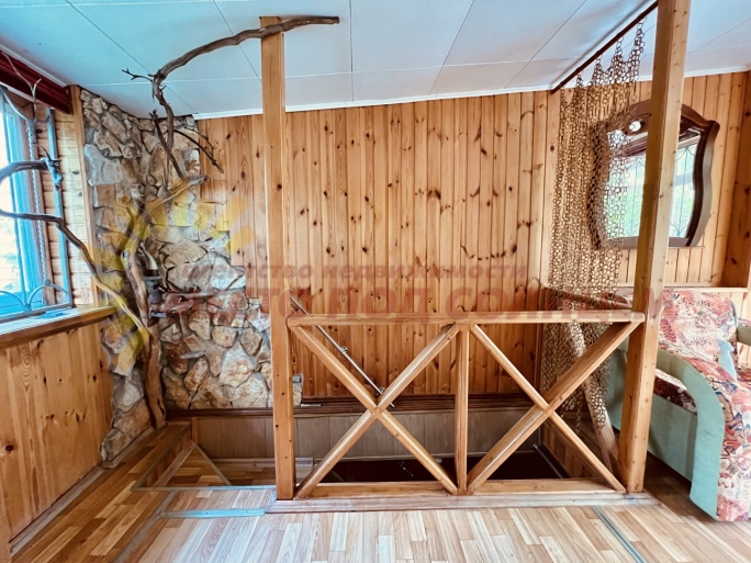 e01e010bbc79fbac71ae0ef122b646ae34a9bc434a229b2e51436b6262d017b4