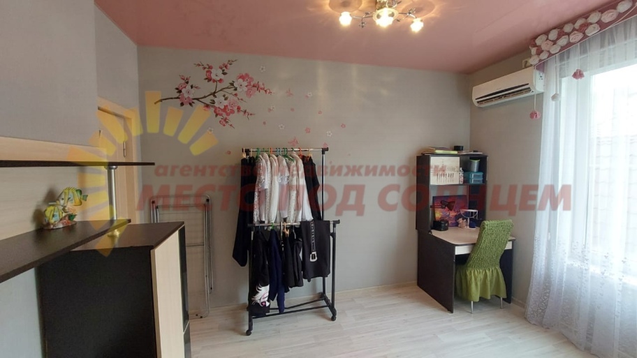 8e67b4a69289f54dbea01a102b89a8aa0606527fcb7c855771d07d1fc46e68fb